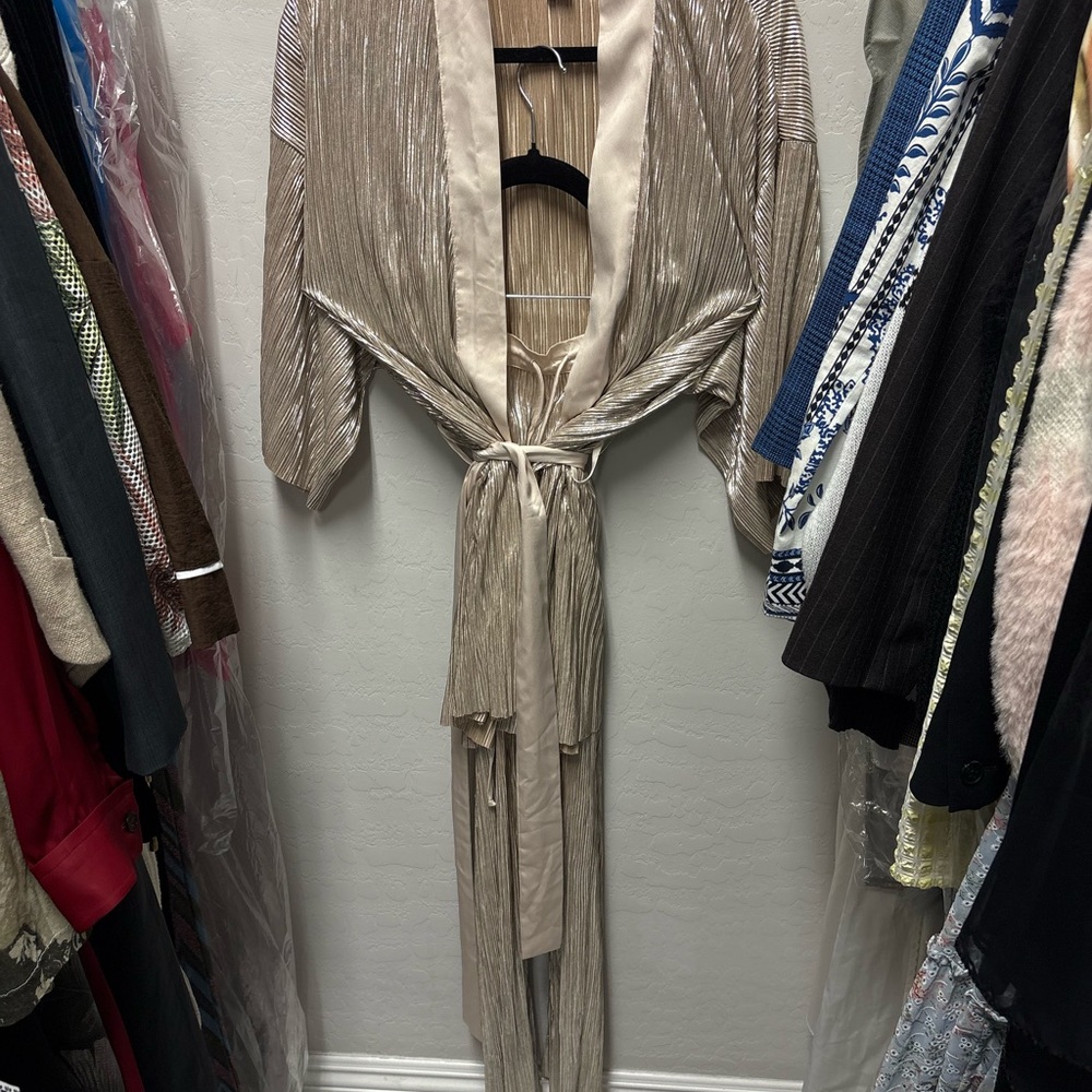Victoria's Secret Shimmering Tan Robe set